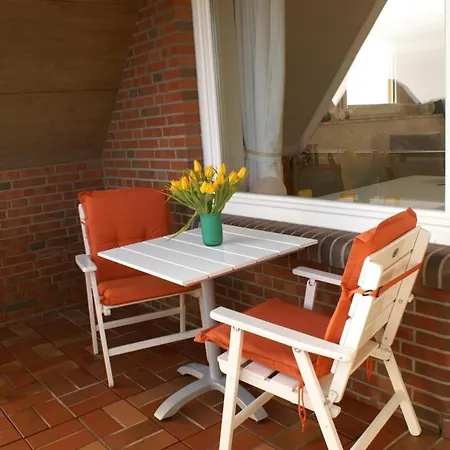 Erholung Im Hus In Lee, Baltrum
